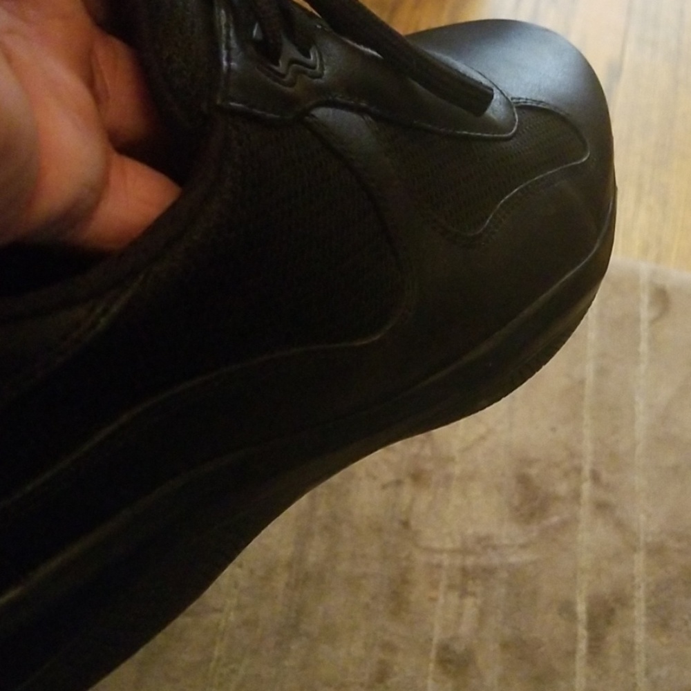 Prada sneakers - Picture 4 of 5